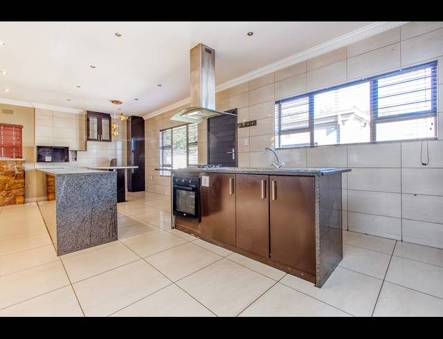 4 BEDROOM HOUSE RENTED IN DISCOVERY